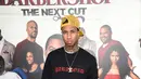 Ucapan selamat tak hanya datang dari keluarga Kardashian. Mantan tunangan Blac, Tyga, tak lupa juga memberikan selamat untuk Blac dan Rob. "Selamat, apapun itu aku doakan dengan baik dan penuh kebahagiaan," tutur Tyga. (AFP/Bintang.com)