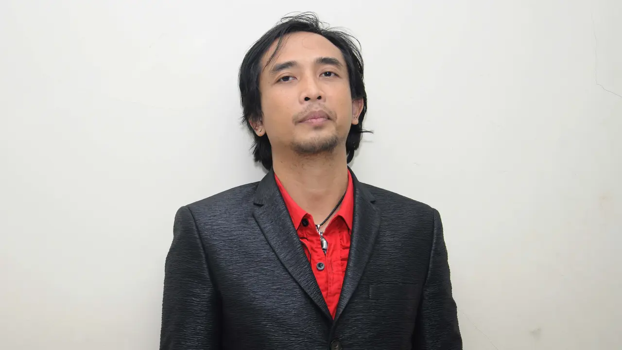 Cerita Piyu 'Padi' Banting Stir Jadi Sutradara