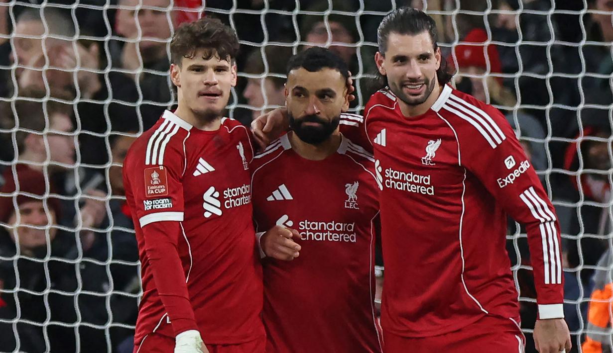 Liverpool berhasil memetik kemenangan saat melawan Brighton dalam laga putaran keempat Piala FA yang berlangsung di Anfield, Liverpool, Inggris, Sabtu (14/02/2026) waktu setempat. (AFP/Darren Staples)