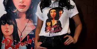 Putri Indonesia 2013, Whulandary Herman memulai debut aktingnya di film 'Bidadari Terakhir'. Wanita cantik ini harus berperan sebagai pekerja seks komersial (PSK. (Wimbarsana/Bintang.com)