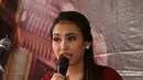 Beberapa selebriti mempersiapkan bisnis demi persiapan hari tuanya. Ayu Ting Ting mulai merambah bisnis. (Adrian Putra/Bintang.com)