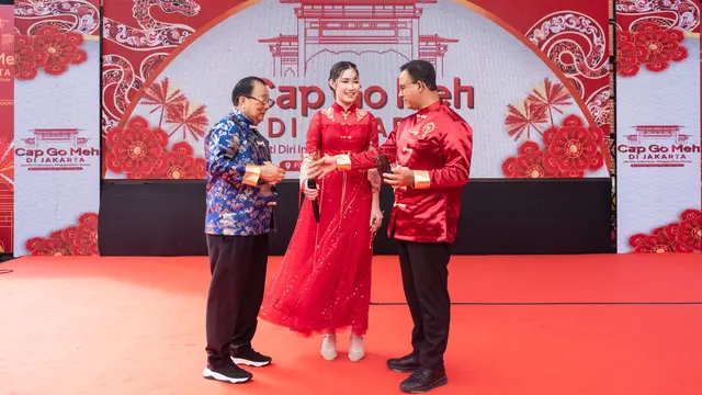 Penyanyi Hitada Abhassara