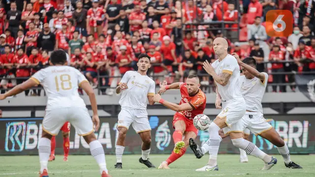 Striker Bali United, Ilija Spasojevic