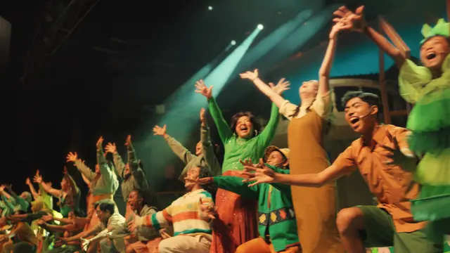 Pertunjukan Panggung Musikal Keluarga Cemara. (Foto: Dok. Visinema Studios)