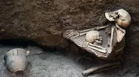 Kerangka Berpelukan Buktikan Kasih Ibu Sepanjang Masa