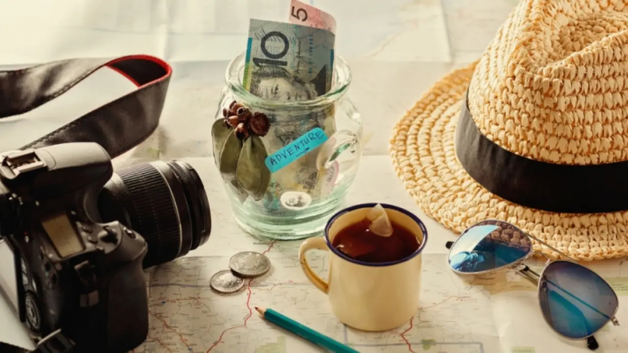 Dengan 8 Cara Ini Kalian Bisa Menghasilkan Uang dari Traveling