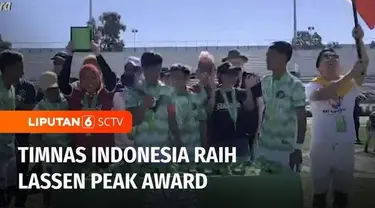 Sebanyak delapan pemain timnas sepakbola jalanan Indonesia berlaga pada turnamen Homeless World Cup 2023 di Sacramento, Amerika Serikat. Berlatar belakang kelompok miskin kota dan konsumen narkotika, personel timnas sepakbola jalanan bangga mengharum...