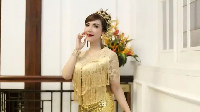 [Bintang] Roro Fitria