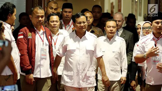 Dalam Rakornas Gerindra di Bukit Hambalang, Bogor, Jawa Barat hari ini, Prabowo menyatakan siap maju menjadi Capres 2019.