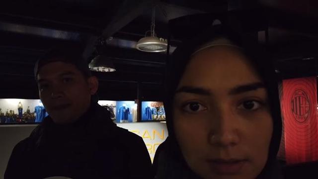 7 Momen Seru Citra Kirana dan Rezky Aditya di Milan, Beli Baju Bayi