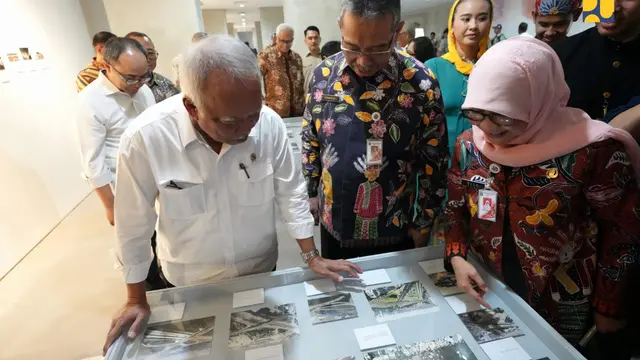 Kementerian PUPR, Kementerian Sekretariat Negara, Otorita IKN, ANRI, dan Pemerintah Provinsi DKI Jakarta menyelenggarakan pameran bersama Arsip Kepresidenan tentang Ibu Kota Negara (IKN). (Dok Kementerian PUPPR)