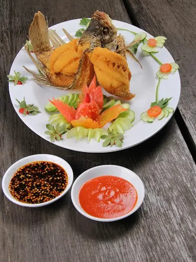 Taman Santap Rumah Kayu