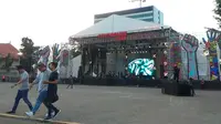 Suasana Panggung konser musik Synchronize di Kemayoran, Kamis (6/10/2017). (Bola.com/M Iqbal Ichsan)