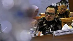 Banyak aspek yang harus dipertimbangkan Menaker sebelum memutuskan untuk mengabulkan atau tidak permintaan tersebut.