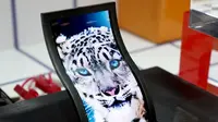 Si Seksi Ponsel Layar Lengkung LG G Flex