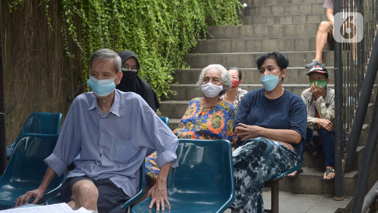 FOTO: Pengecekan Kesehatan Warga Taman Sari