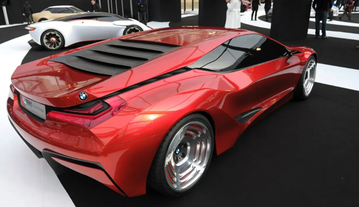 Pabrikan BMW mengeluarkan "M1 Hommage" dalam Pameran Desain Otomotif Paris. Foto diambil pada 28 Januari 2015. (AFP Photo/Eric Piermont)