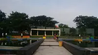 Semangat Pagi Sambil Asiknya Berolahraga di Taman Mundu (Liputan6.com/Dhimas Prasaja).