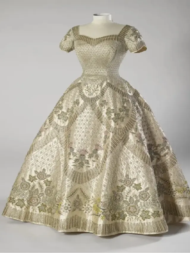 Tiket Pameran Busana Ratu Elizabeth II Laris Manis, Hadirkan Gaun Couture Tertua Berusia 92 Tahun