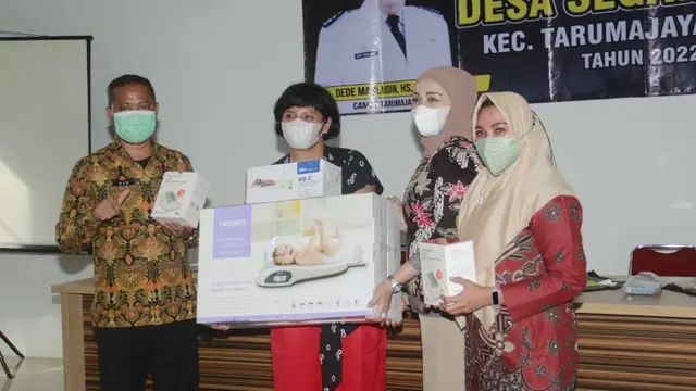 Pengelolaan Sampah Lingkungan untuk Pemberdayaan Kader Posyandu Tarumaaya