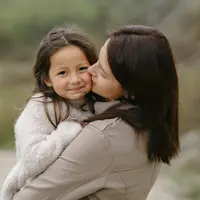 ilustrasi ibu dan anak/photo created by prostooleh - www.freepik.com