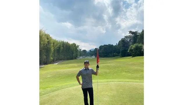 Tak Hanya Balap Mobil, Ini 6 Potret Rio Haryanto saat Lakukan Olahraga Lain