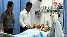 Bayi yang menderita luka bakar akibat tercebur ke baskom berisi air panas masih menjalani perawatan intensif di rumah sakit. Tim medis berencana mengoperasi pembersihan kulit tiga kali dalam sepekan. 