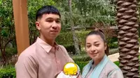 Momen Nikita Willy dan keluarga Lebaran 2022 di Amerika Serikat. (Sumber: Instagram/yorafebrina)