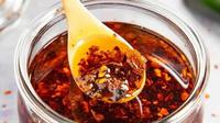 Resep chili oil daun jeruk. (dok. Cookpad @Masakanbundaenak)