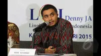 Lingkaran Survei Indonesia (LSI) memaparkan hasil survei '100 Hari Jokowi 3 Rapor Merah dan 2 Rapor Biru’ di kantor LSI Jakarta, (29/1/2015). Adjie Alfaraby saat menerangkan hasil survei LSI. (Liputan6.com/Andrian M Tunay)