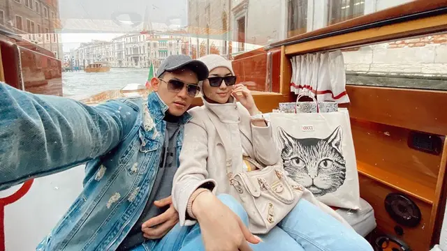 [Fimela] Citra Kirana dan Rezky Aditya