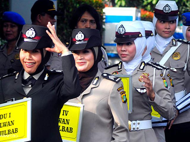 Selain Jilbab Polri Bakal Luncurkan Seragam Muslim Untuk Polwan News Liputan6 Com