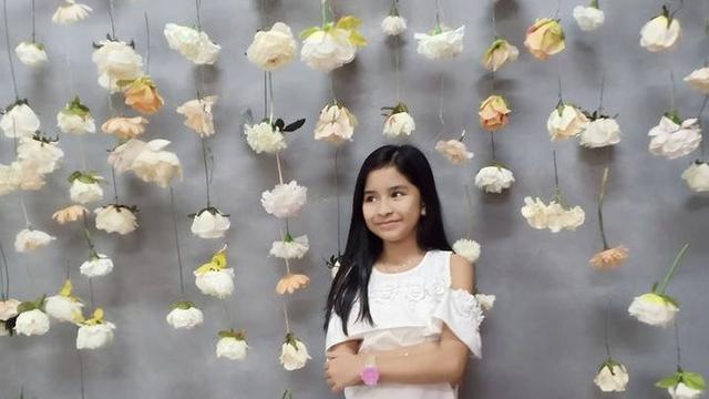 7 Potret Vania Priscilla Aktris Cilik 'Cinta Suci' Sudah Remaja, Gaya ...