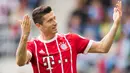 3. Robert Lewandowski (Bayern Munchen) - Mesin gol asal Polandia ini sudah dua kali menjadi top scorer Bundesliga. Berada di usia emas, musim ini menjadi kesempatan mantan bomber Dortmund itu mendulang banyak gol. (AFP/Robert Michael)