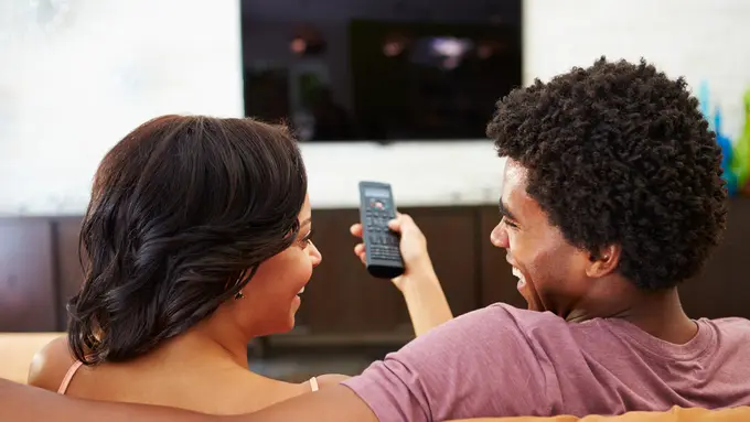 Punya Pacar Gila Bola? Curi Perhatiannya dengan Ini