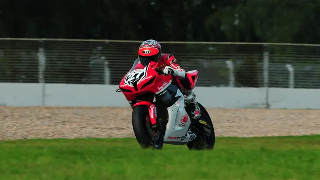 Pembalap Astra Honda Racing Team (AHRT)