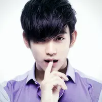 Kim Soo Hyun (via forums.soompi.com)