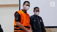 Dalam kasus ini KPK menjerat Dadan Tri dan Sekretaris MA Hasbi Hasan. (Liputan6.com/Angga Yuniar)