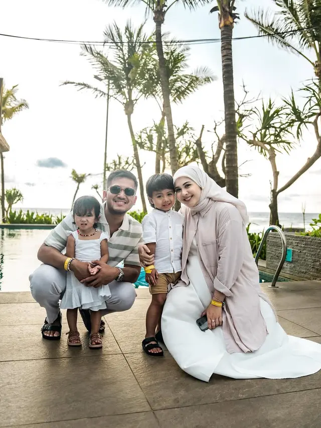 6 Potret Kesha Ratuliu Babymoon Ajak Dua Buah Hati, Menanti Kelahiran Anak Ketiga