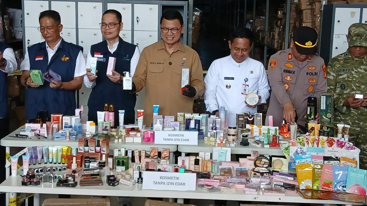 890 Jenis Kosmetik Ilegal Disita BPOM di Gudang Tangerang
