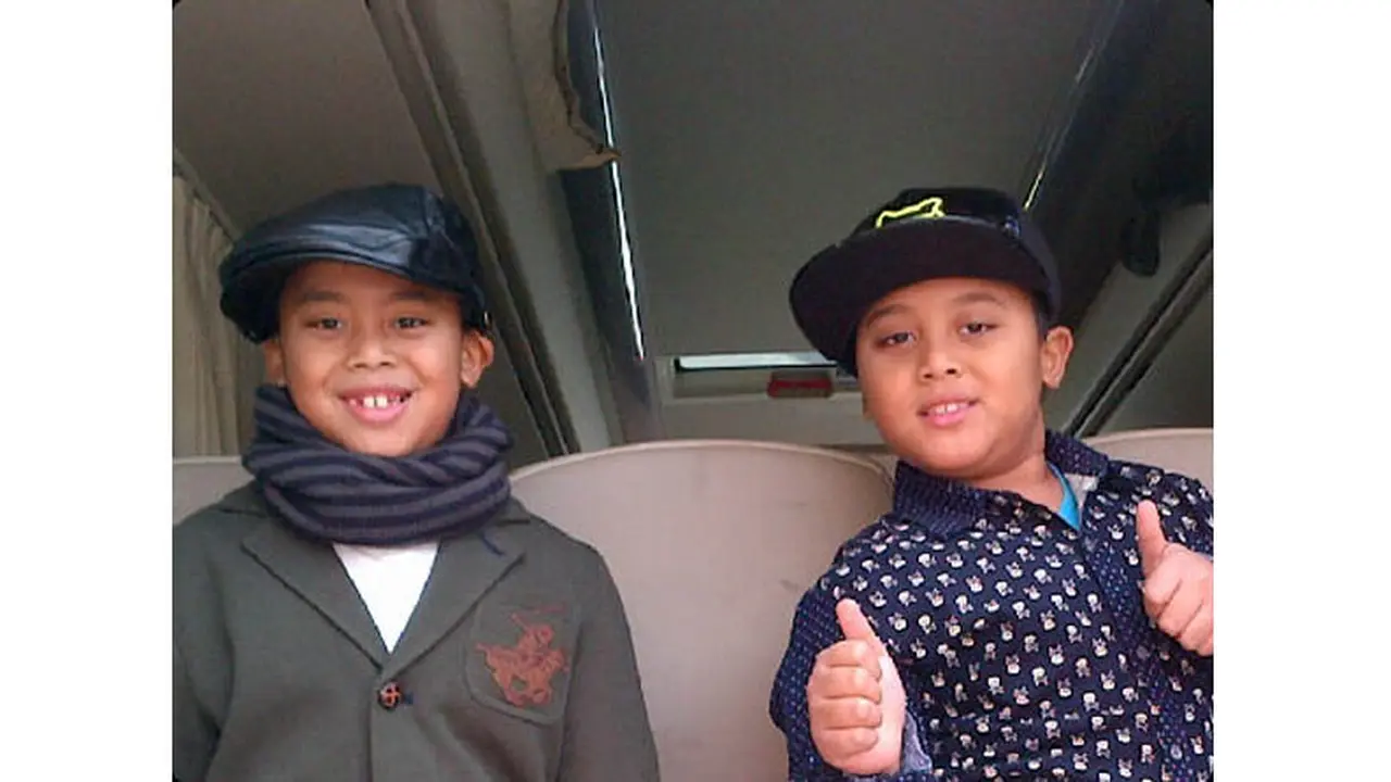 Dua Putra Komeng Ikutan Jadi Artis