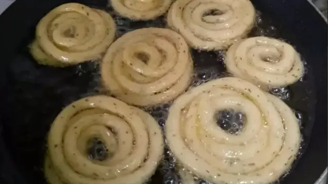 Resep Kentang Spiral Renyah Tahan Lama