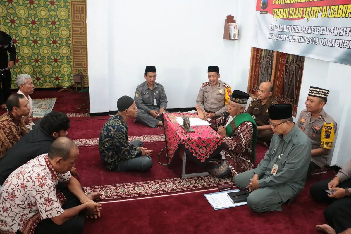 Pengikut aliran sesat Islam sejati bertaubat. (Foto: Liputan6.com/Muhamad Ridlo)