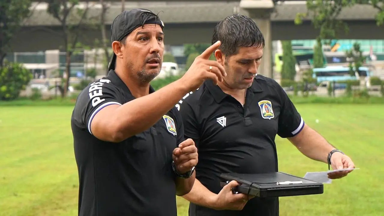 Persiba Balikpapan, Angel Alfredo Vera