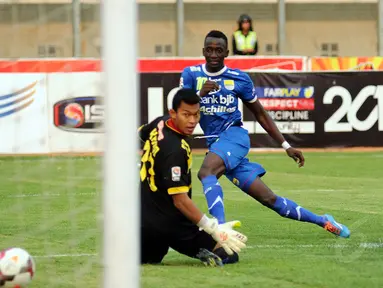 Persib Bandung sukses menghajar Barito Putera 3-1 di Stadion Si Jalak Harupat, (10/6/2014). (Liputan6.com/Helmi Fithriansyah)