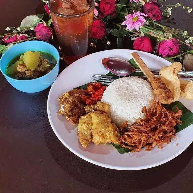 Rekomendasi Makanan yang Wajib Dicicipi saat Berkunjung Ke Bali, Ada Sate Lilit hingga Ayam Betutu
