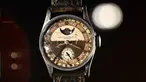 Arloji Patek Philippe Ref 96 Quantieme Lune yang pernah dimiliki oleh Aisin-Gioro Puyi, kaisar terakhir dinasti Qing China, dipajang di Hong Kong, Selasa (23/5/2023). (Photo by Peter PARKS / AFP)