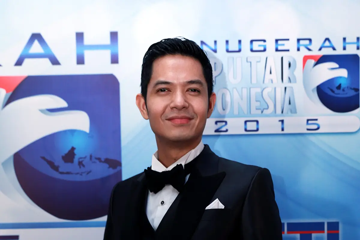[Bintang] Dude Harlino dan Alyssa Soebandono
