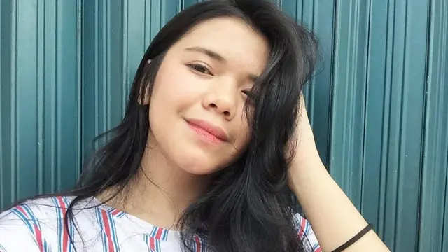 7 Potret Cantik Rena Oktapia, Adik Billy Syahputra yang Jarang Terekspos