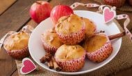 Tasty apple muffin recipe variations. (Photo: timolina/Freepik)